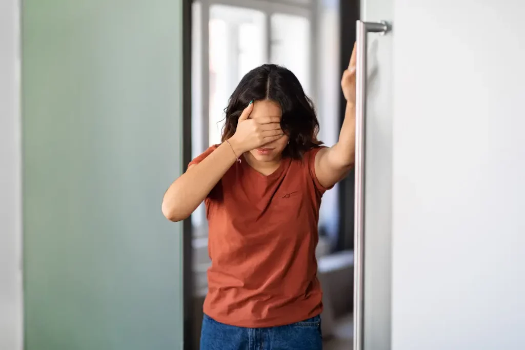 A woman feels dizzy after consuming caffeine